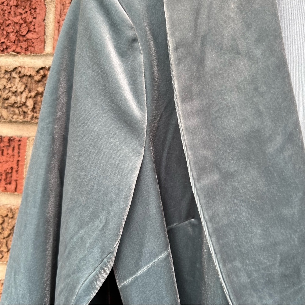 JustFab Dusty Blue Velvet Long Line Belted Blazer Suit Jacket Overcoat - Picture 5 of 5